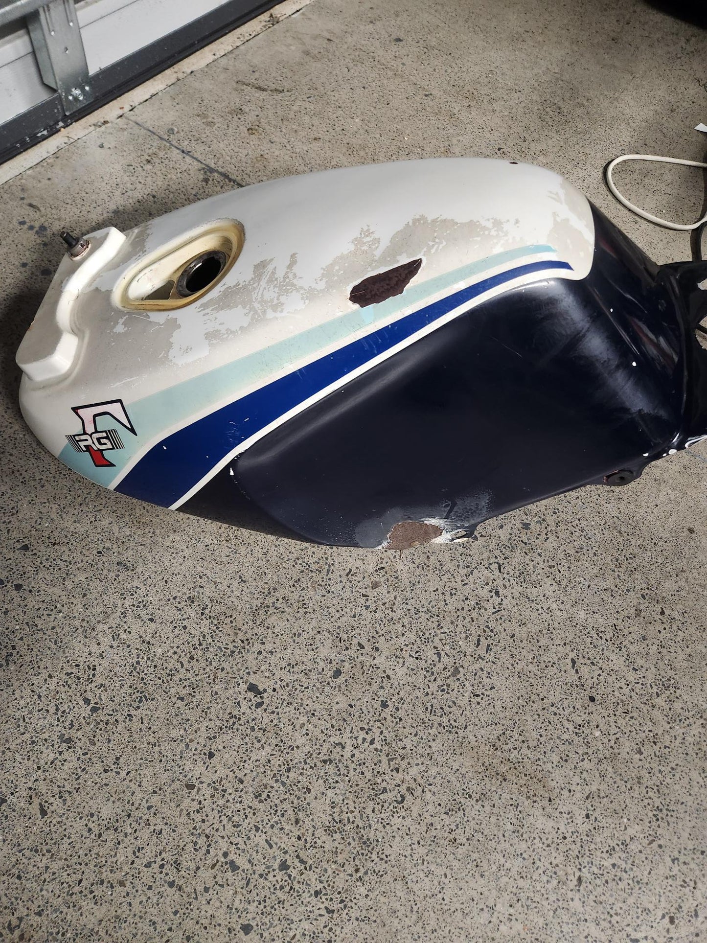 1985 Suzuki RG250FG Fuel Tank – A Piece of Two-Stroke History