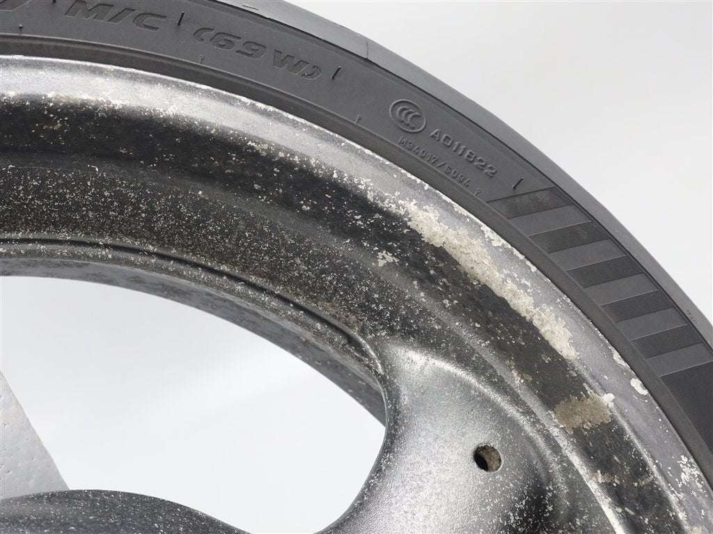 1989 Suzuki GSX-R1100K Rear Rim with Pirelli Diablo Rosso Tire
