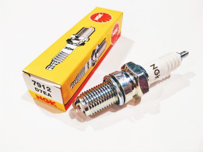 NGK D7EA 7912 Spark Plug