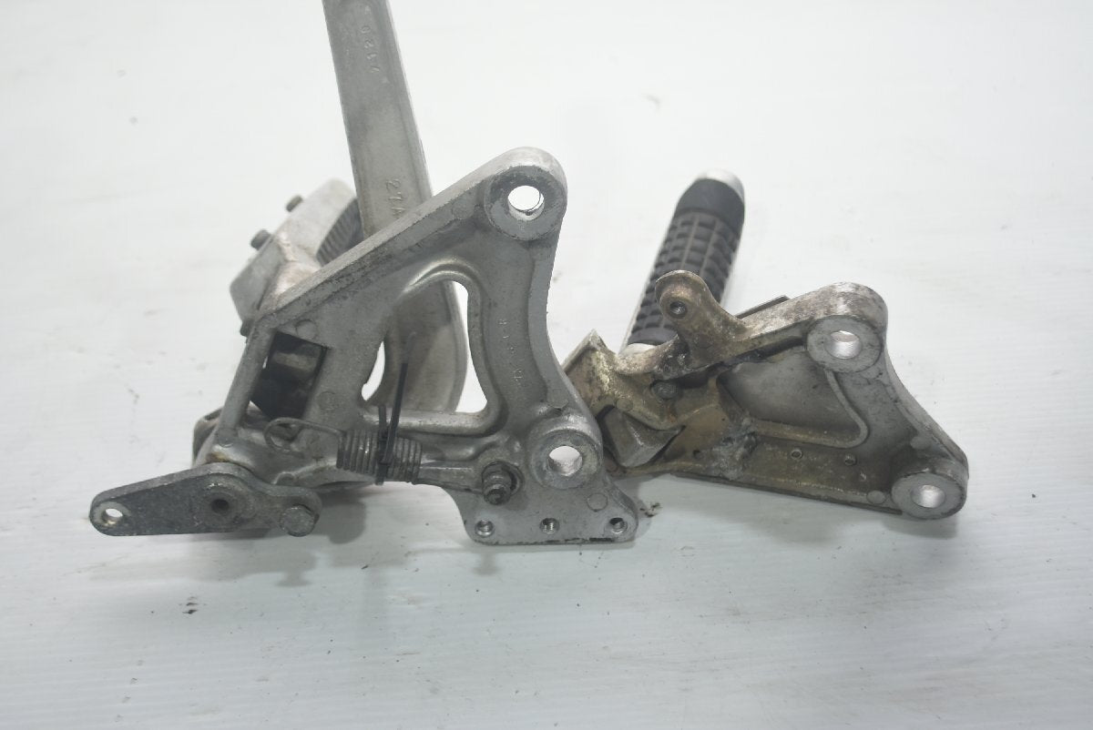 Used Step Pedal β Suzuki GSX-R1100 (GU74A)