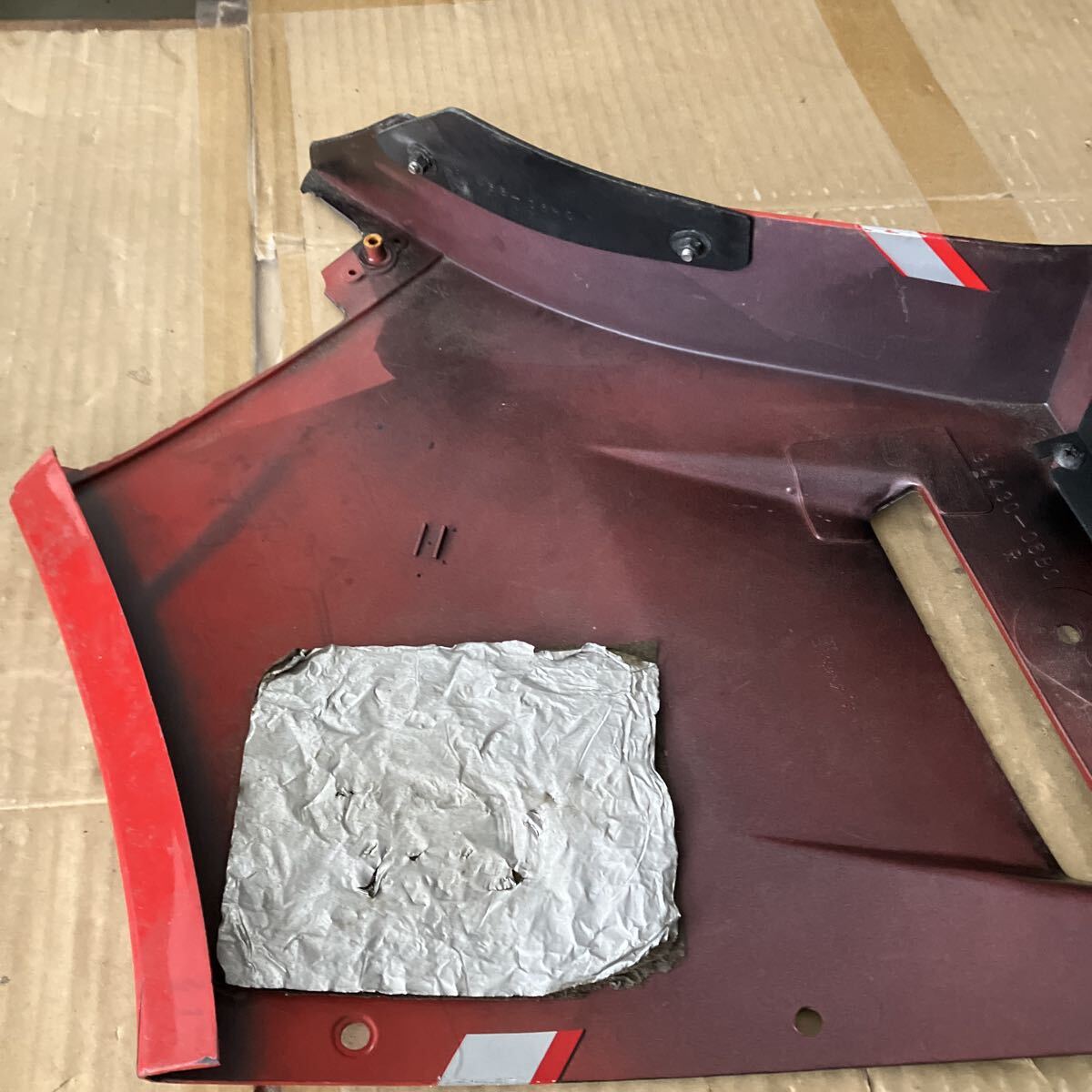 Suzuki GSX-R1100 (GU74A) Center Cover β Right Side β 94430-06B00