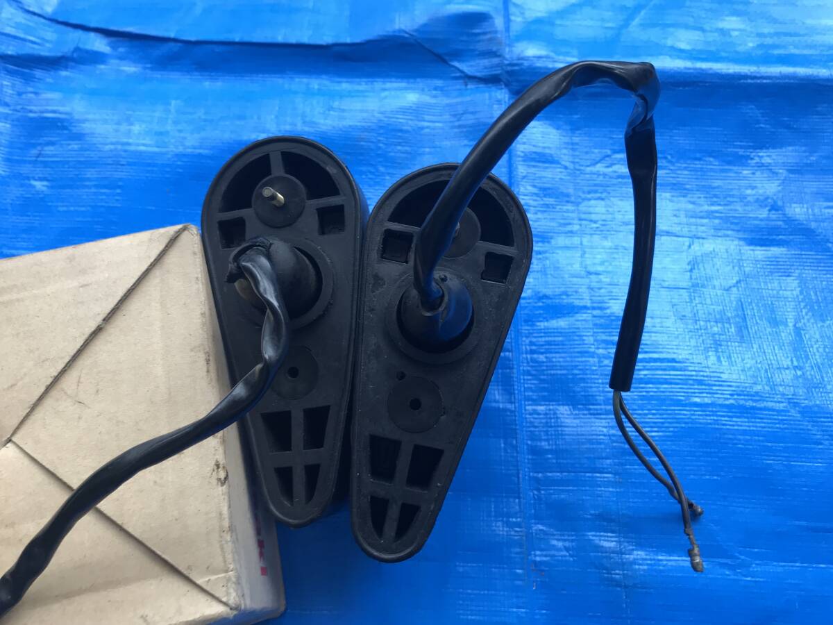 Suzuki GSX-R400 (1988) Genuine Turn Signals β Pair (L/R) | OEM Indicators