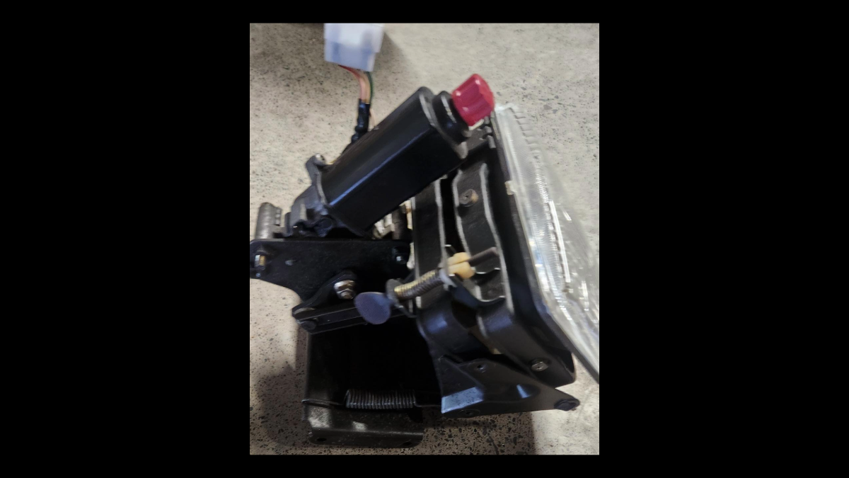 Suzuki GSX750S3 Katana Pop-Up Headlight Unit with Motor (1984) Rare OEM Replacement | Ships from NZ | Fits: GSX750S3 Katana