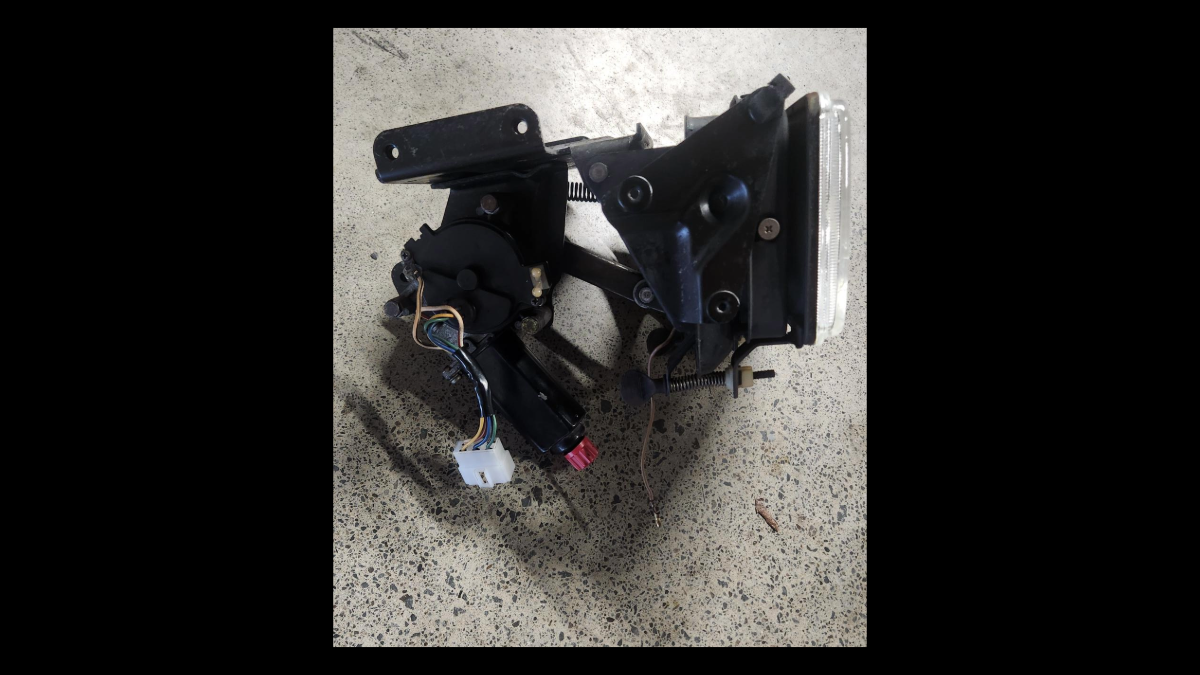 Suzuki GSX750S3 Katana Pop-Up Headlight Unit with Motor (1984) Rare OEM Replacement | Ships from NZ | Fits: GSX750S3 Katana
