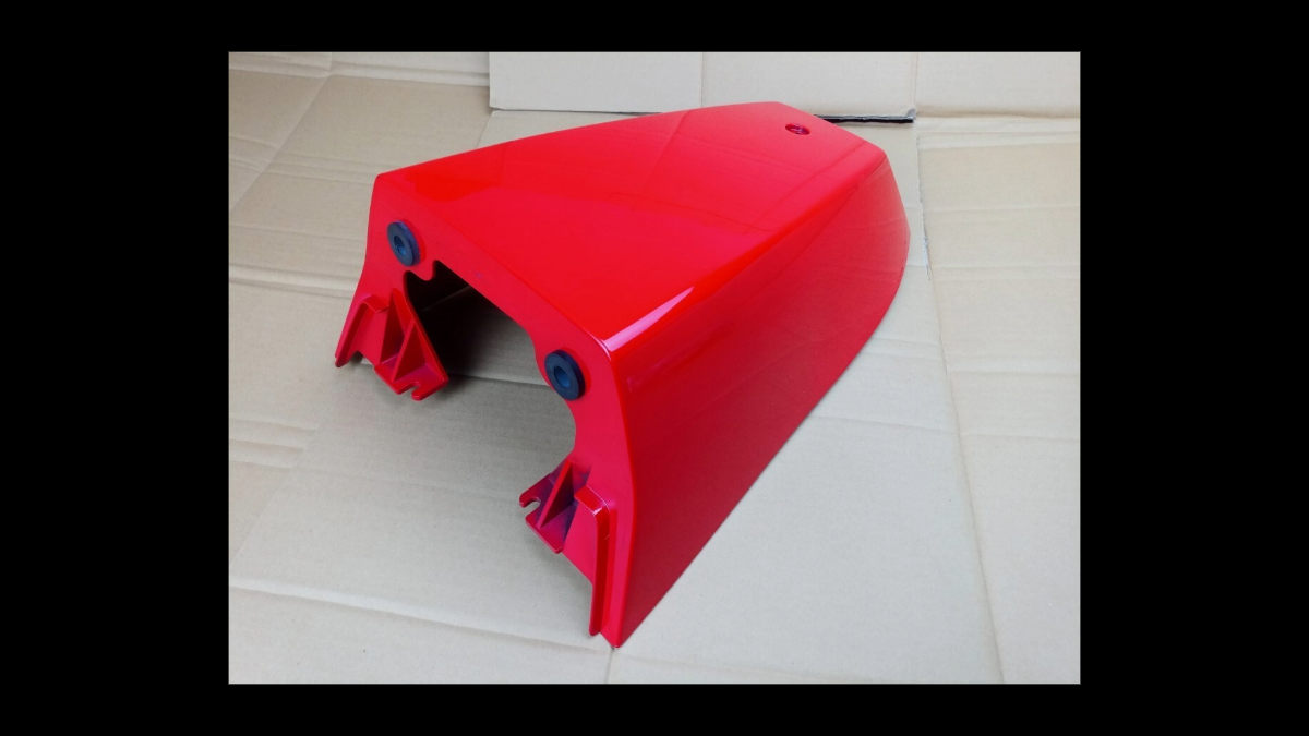 Vintage Suzuki GSX-R1100 Genuine Single Seat Cowl – K/L Model (Unused, No Backrest)