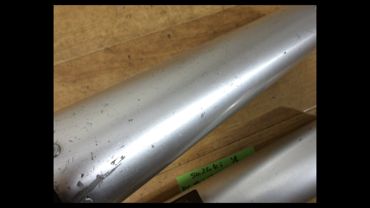 Suzuki RG250γ Gamma GJ21A Genuine Left & Right Muffler Silencers – OEM Used