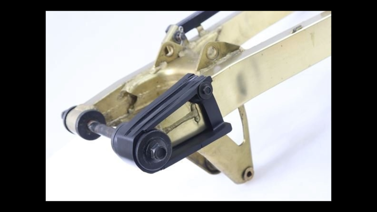 Used Swingarm with Pivot Bolt – Suzuki GSX750S Katana (3rd Gen / S3)