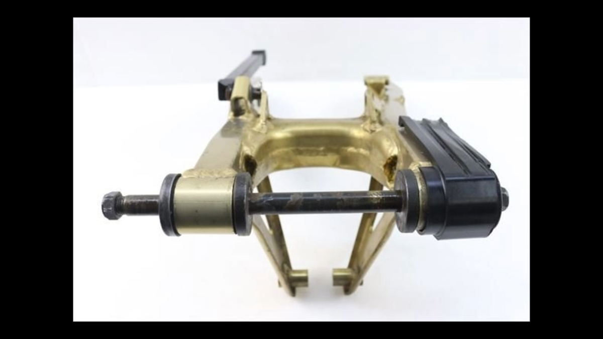 Used Swingarm with Pivot Bolt – Suzuki GSX750S Katana (3rd Gen / S3)
