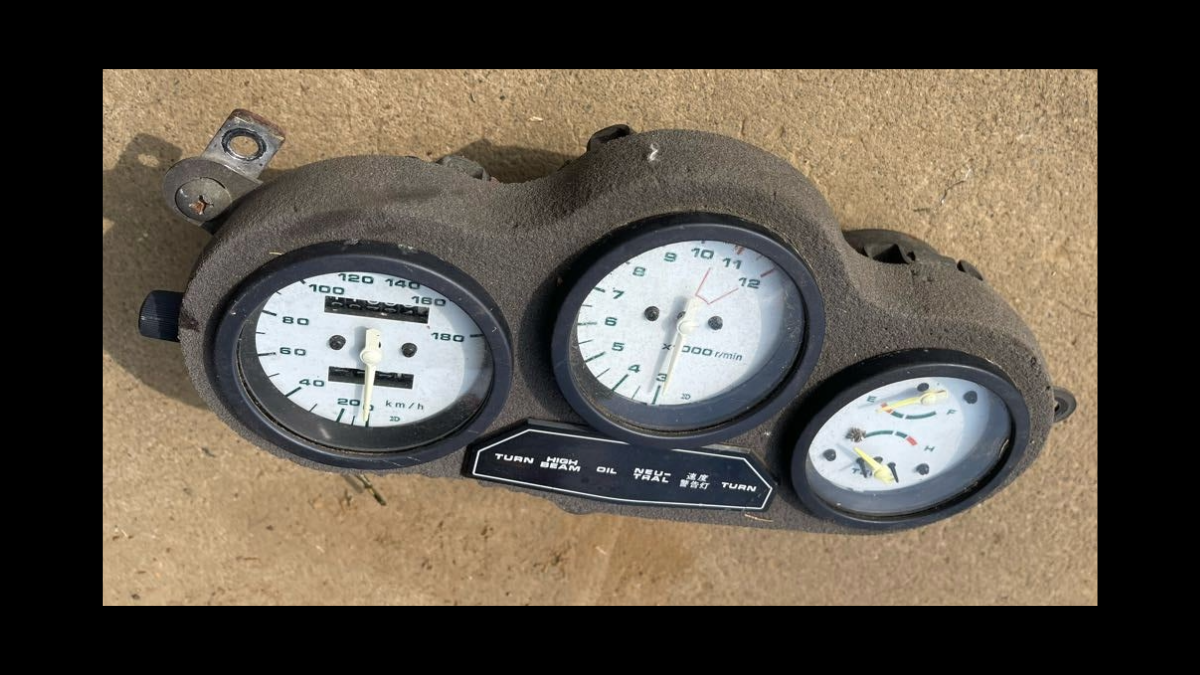 Genuine Speedometer & Tachometer Cluster – Suzuki RG250Γ (GJ21B) | OEM Meters