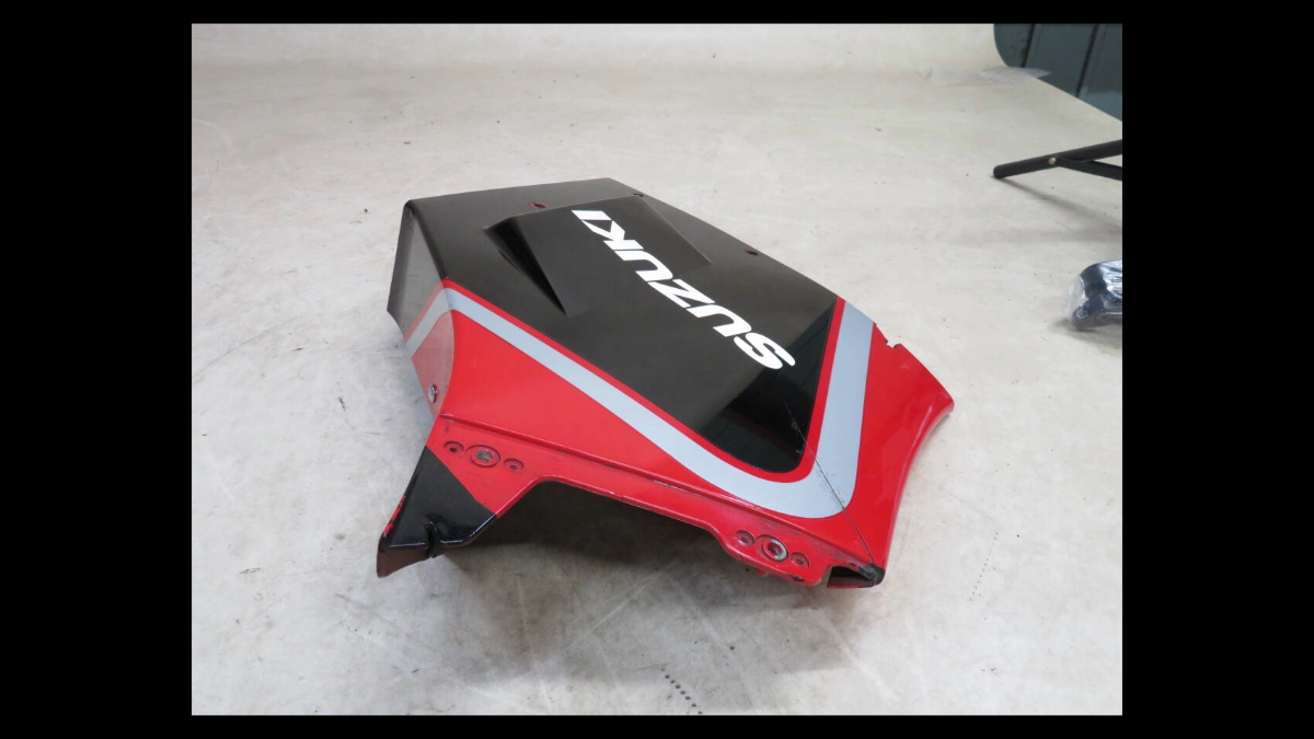 Genuine Left Side Cowl – Suzuki GSX-R1100 (GU74A) | OEM Fairing for Restoration or Repair