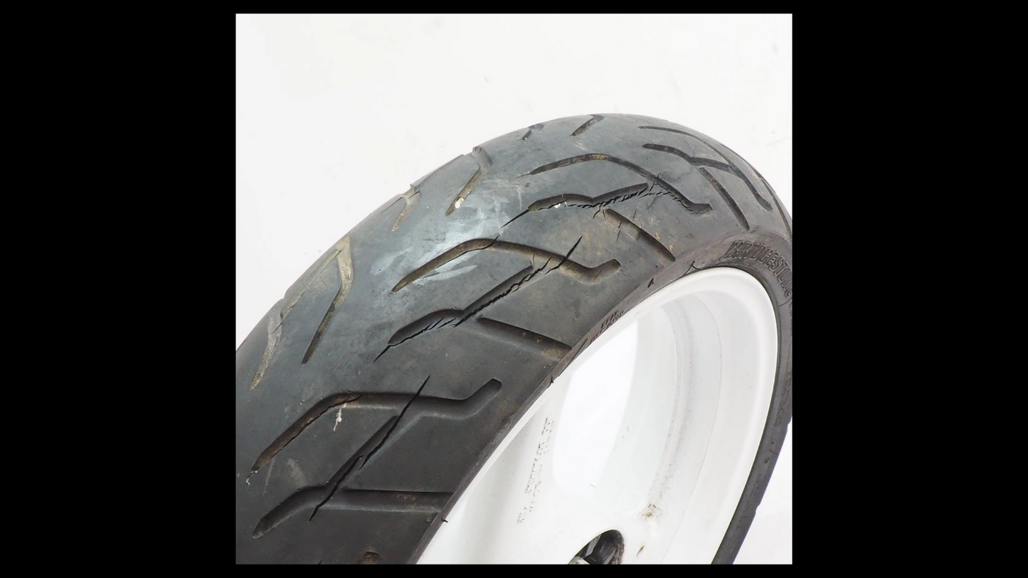 RGV250Γ VJ21A – Genuine Rear Wheel 18x4.00