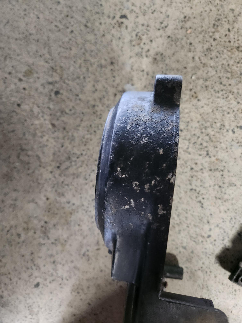 Suzuki RG250 Magneto Crankcase Cover (1983-1984, GJ21A)