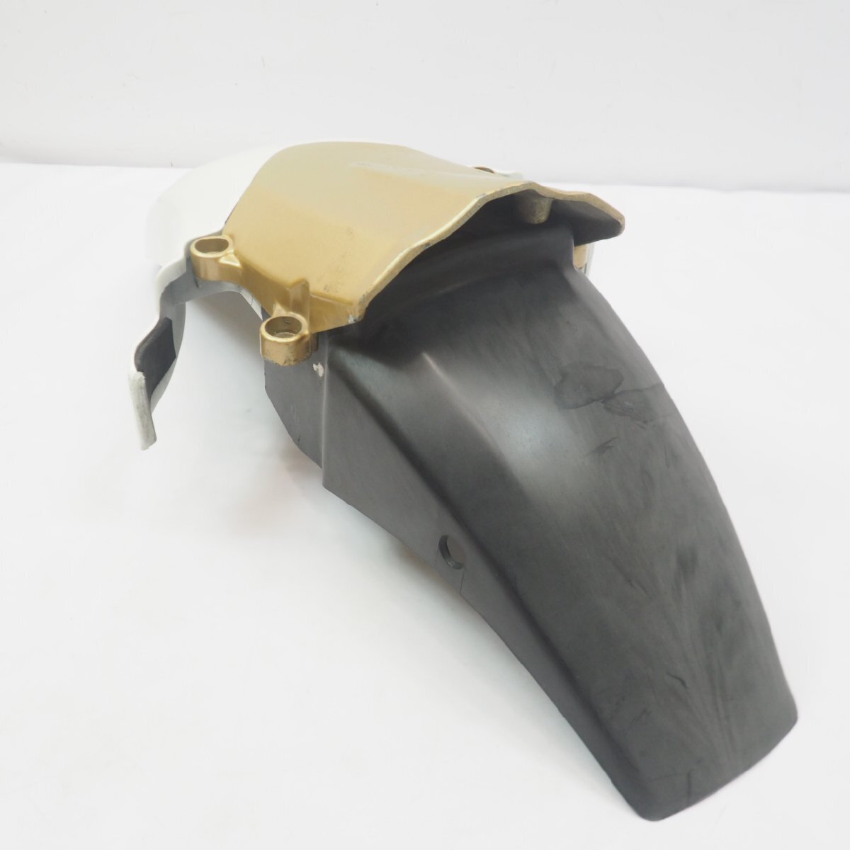 Genuine Suzuki GSX750S3 Front Fender – OEM Katana Series 3 Replacement