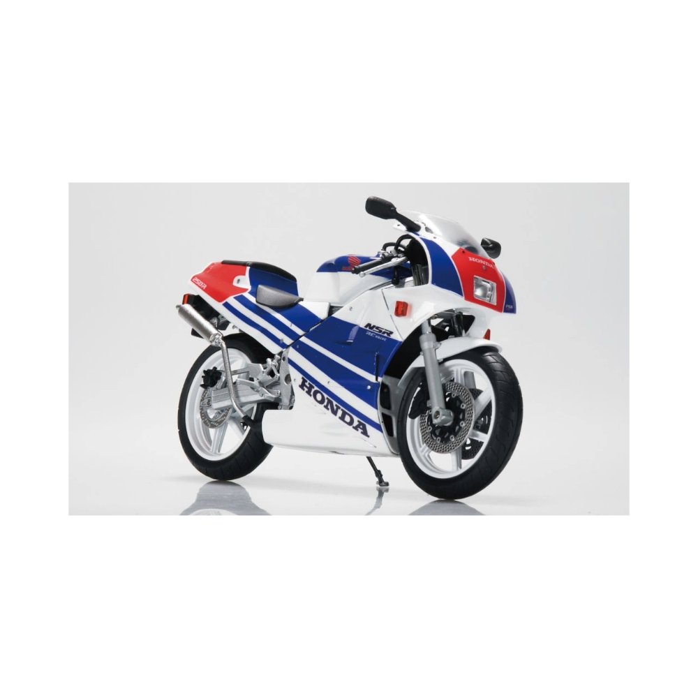 Aoshima SKYNET 1/12 Scale Complete Motorcycle Model – Honda NSR250R '89 Ross White × Terra Blue
