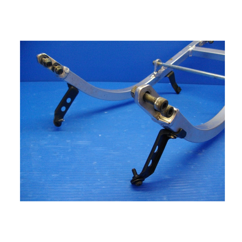 Suzuki RGV250Γ VJ22A Genuine OEM Engine Cradle