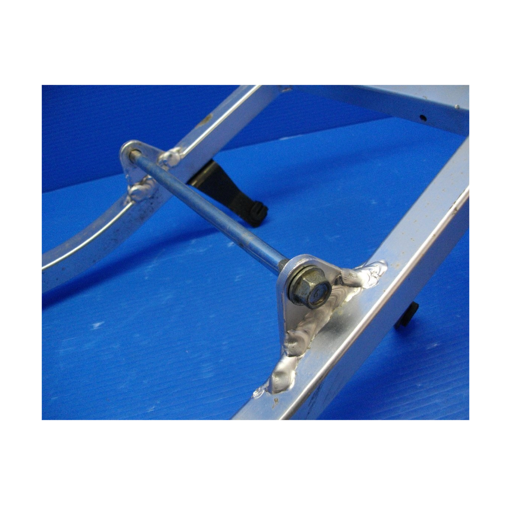 Suzuki RGV250Γ VJ22A Genuine OEM Engine Cradle