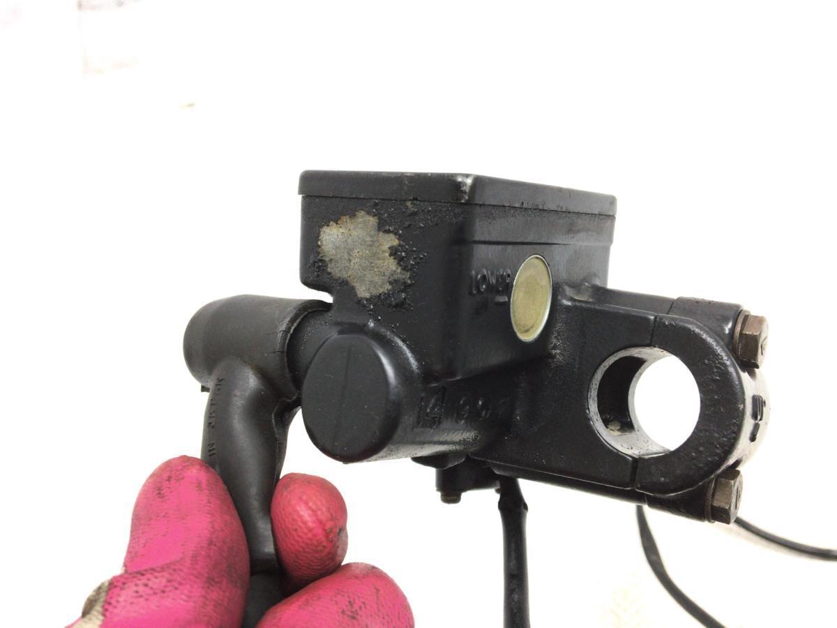 Front Brake Master Cylinder – Suzuki GSX-R400 (GK71B)