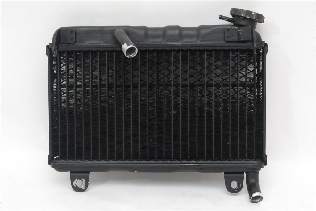 Genuine 1986 Suzuki RG250 Gamma Radiator – GJ21B 4th Generation (GJ21B-114) | OEM Used Part