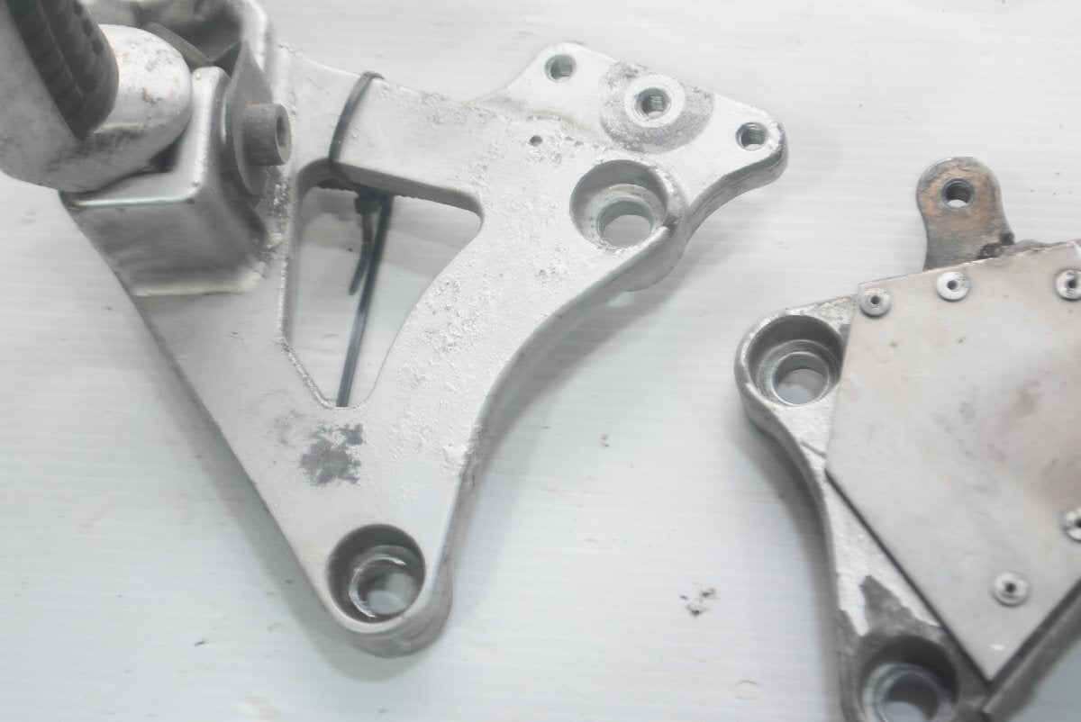 Used Step Pedal – Suzuki GSX-R1100 (GU74A)