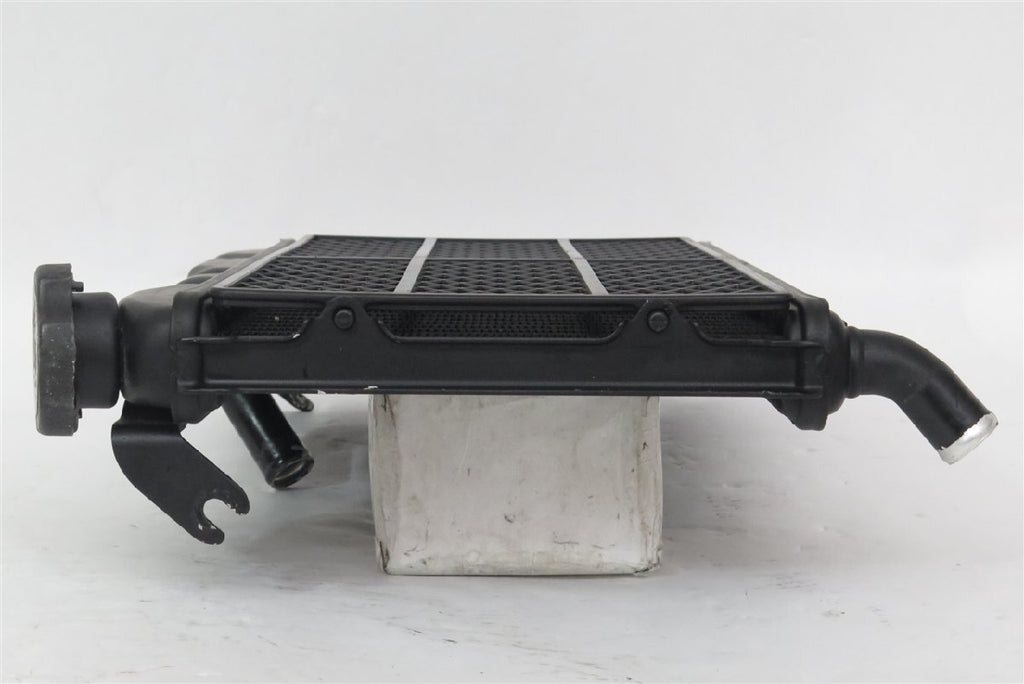 Genuine 1986 Suzuki RG250 Gamma Radiator – GJ21B 4th Generation (GJ21B-114) | OEM Used Part