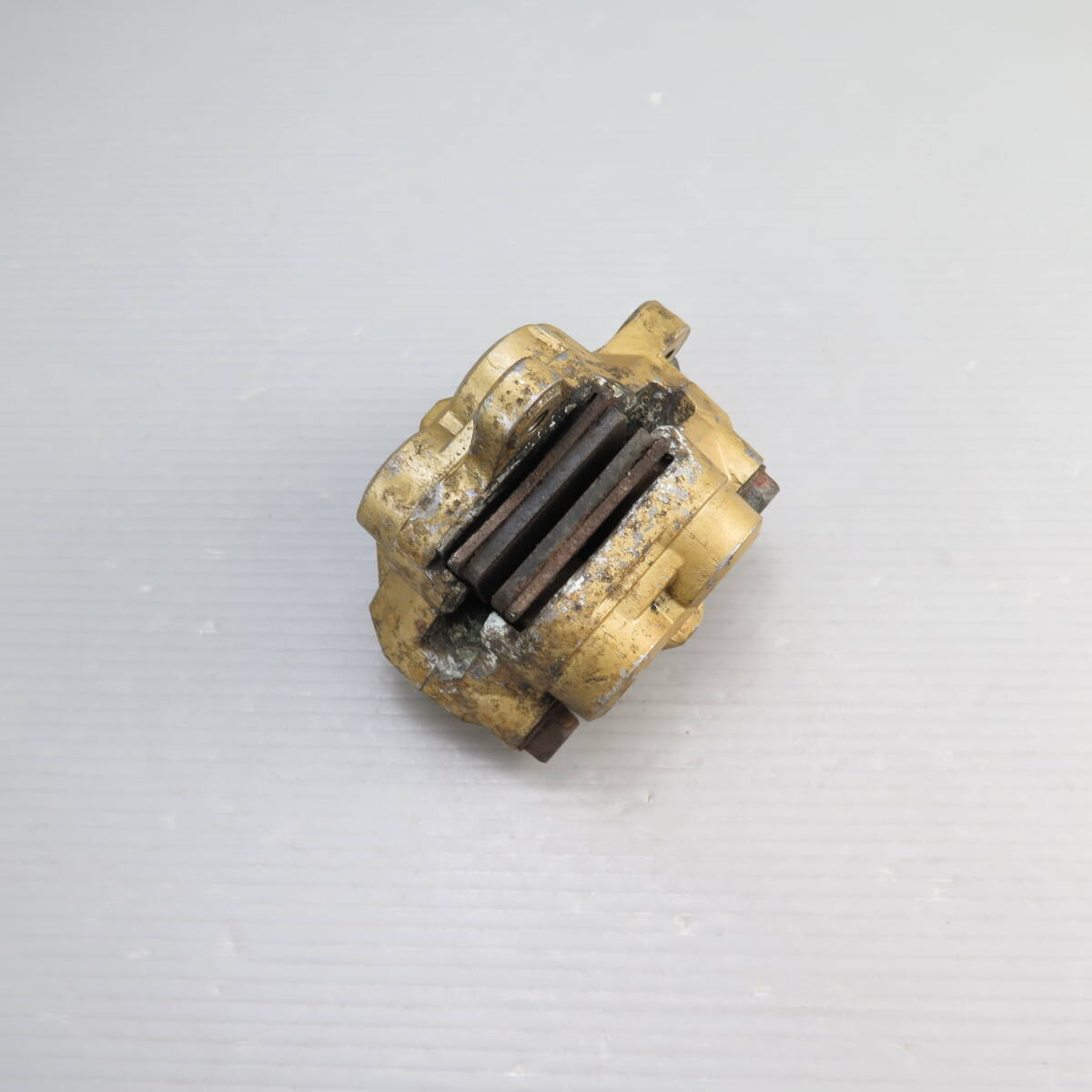 Used Genuine Front Brake Calipers – Suzuki GSX400X Impulse [GK71E]