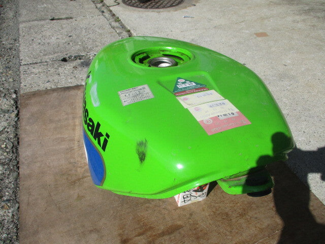 Genuine Kawasaki KR-1 Fuel Tank – Vintage 2-Stroke Classic | Leak-Free