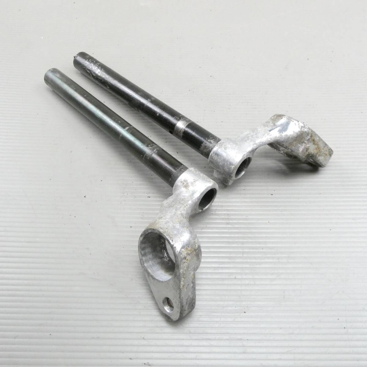 Used Suzuki GSX400X Impulse [GK71E] genuine left and right separate handlebars