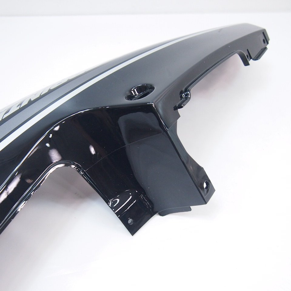 NOS Genuine Suzuki RGV250 VJ21A Right Rear Seat Cowl – 47110-12C10-0CY