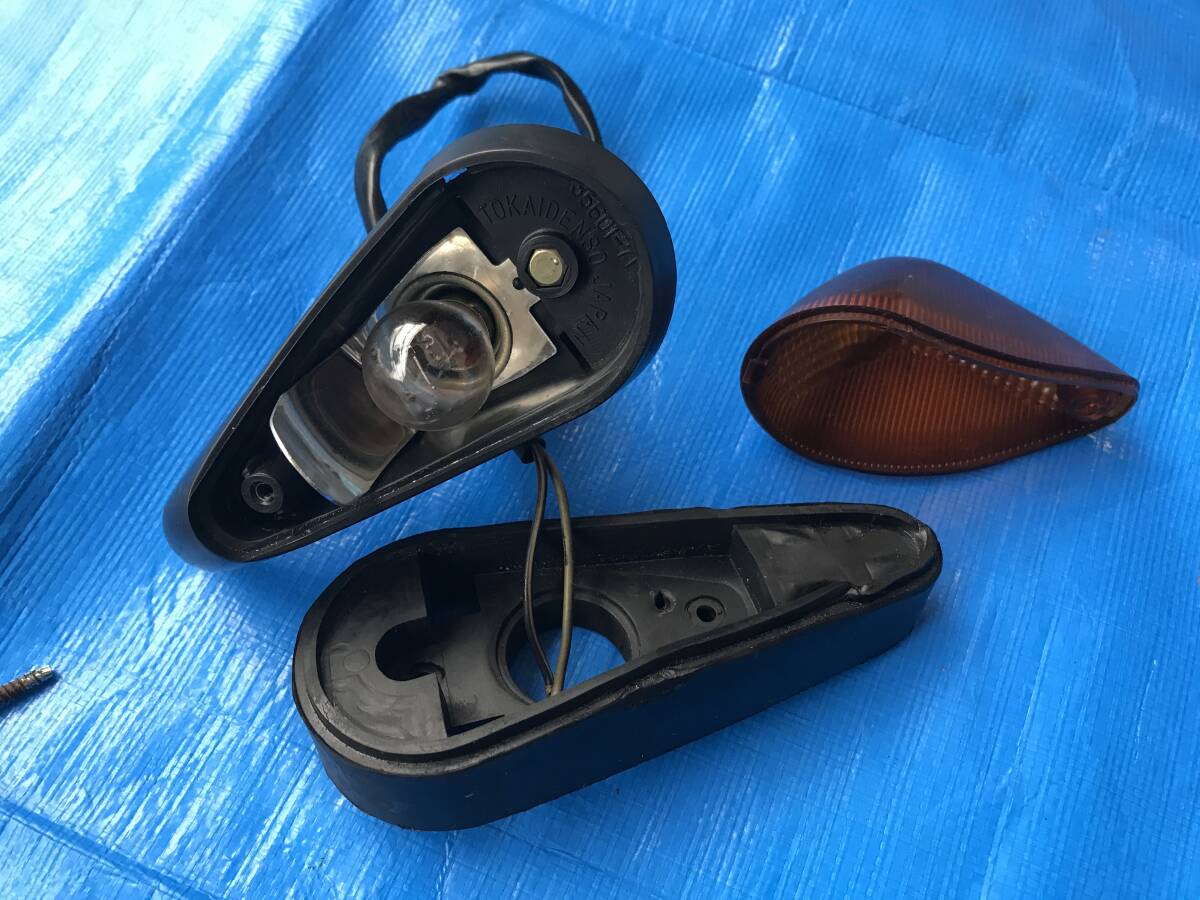 Suzuki GSX-R400 (1988) Genuine Turn Signals – Pair (L/R) | OEM Indicators