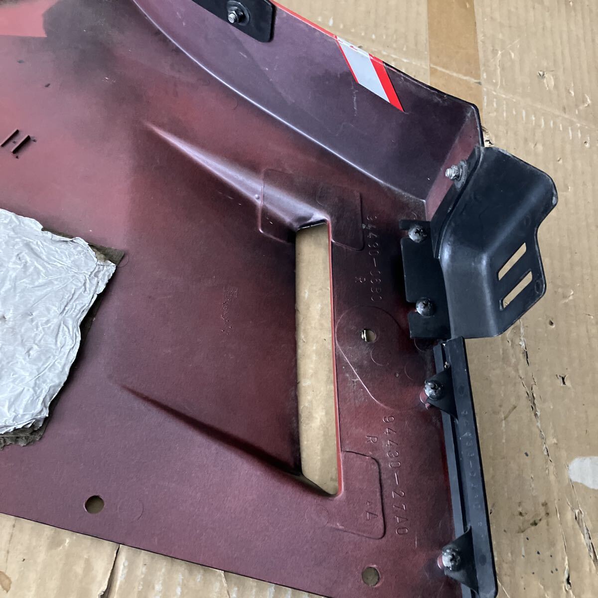 Suzuki GSX-R1100 (GU74A) Center Cover – Right Side – 94430-06B00