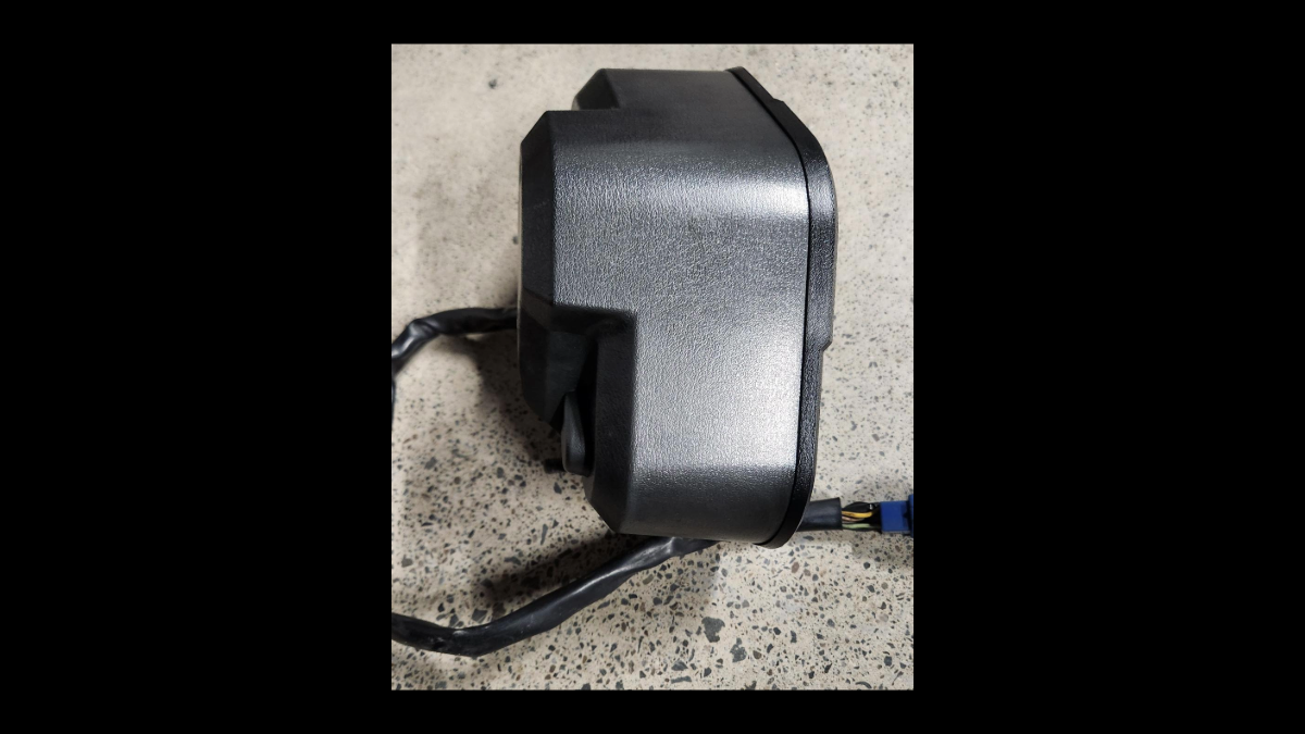 1984 Suzuki Katana GSX750S3 Dash Cluster – Excellent Condition | 74,894 km