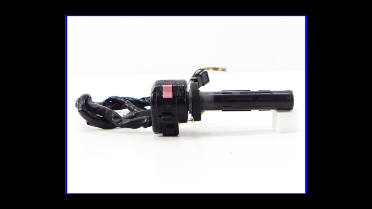 Suzuki GSX750S Katana (3rd Gen) Genuine Right Switch & Throttle Set