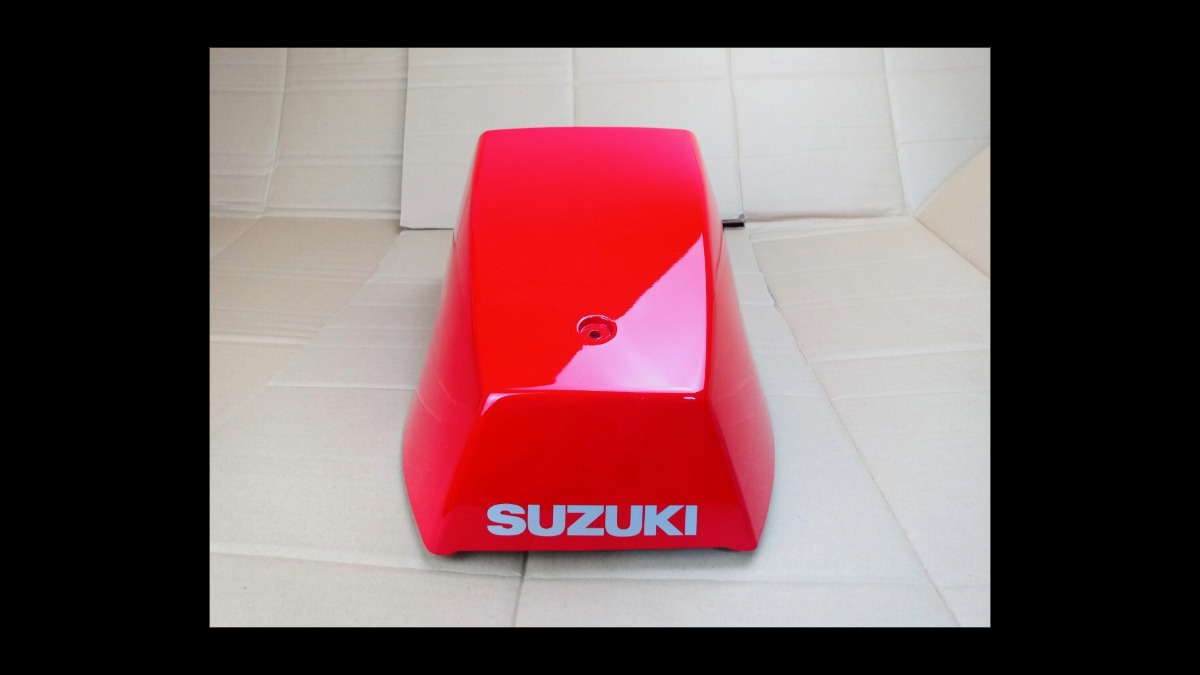 Vintage Suzuki GSX-R1100 Genuine Single Seat Cowl – K/L Model (Unused, No Backrest)