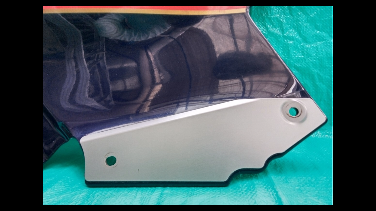 Suzuki RG400 / RG500 Gamma Walter Wolf Type 2 Right Side Cover – Genuine OEM, Rare