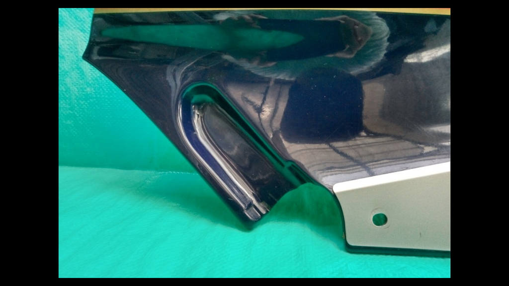Suzuki RG400 / RG500 Gamma Walter Wolf Type 2 Right Side Cover – Genuine OEM, Rare