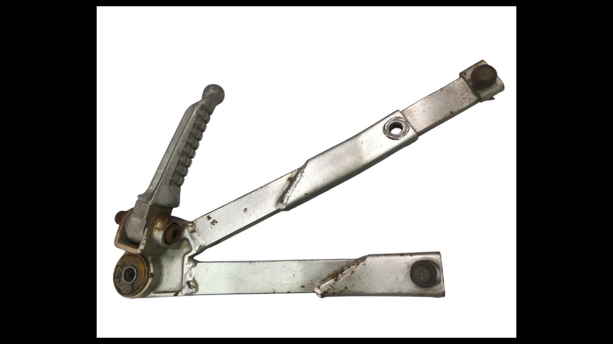 Suzuki RG250 Gamma GJ21B Tandem Step – OEM Used, Good Condition