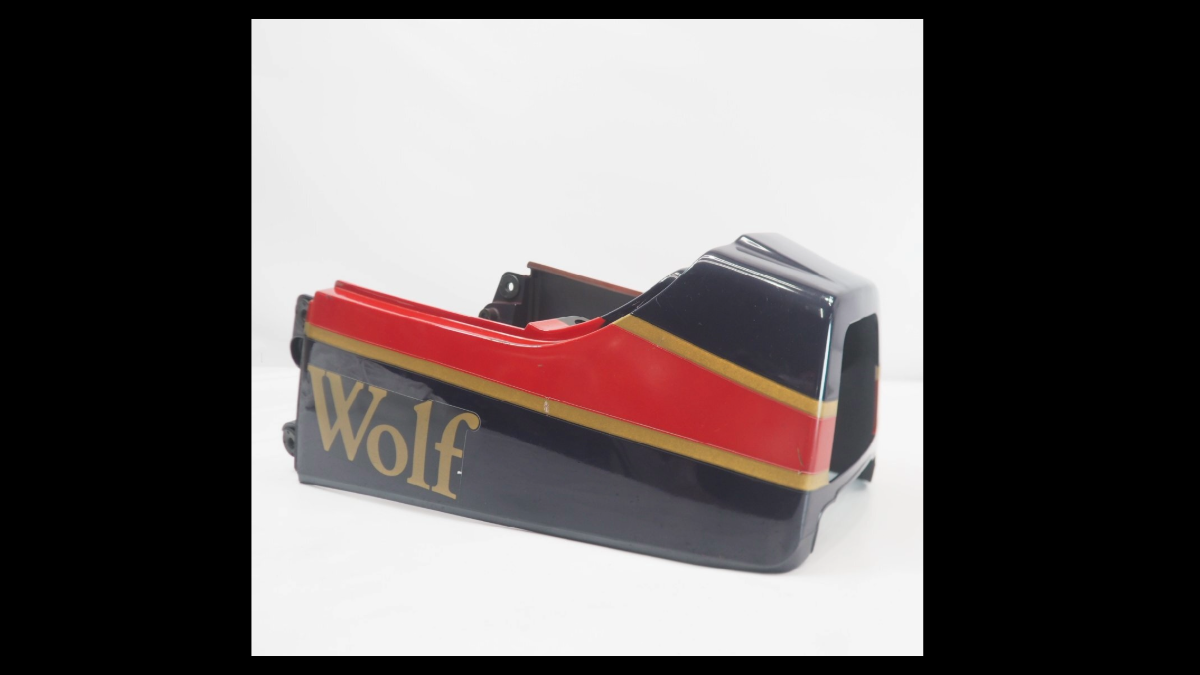 Suzuki RG250 Gamma GJ21B Walter Wolf Genuine Tail Cowl / Seat Cowl – 45510-40A50