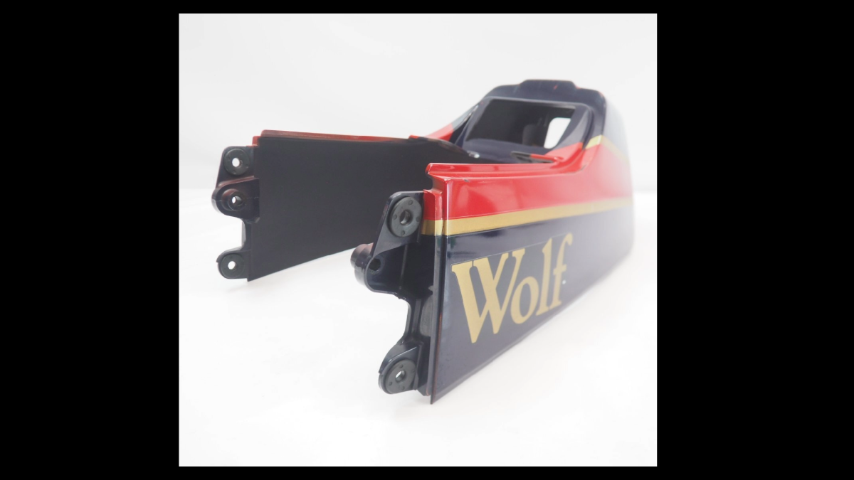 Suzuki RG250 Gamma GJ21B Walter Wolf Genuine Tail Cowl / Seat Cowl – 45510-40A50