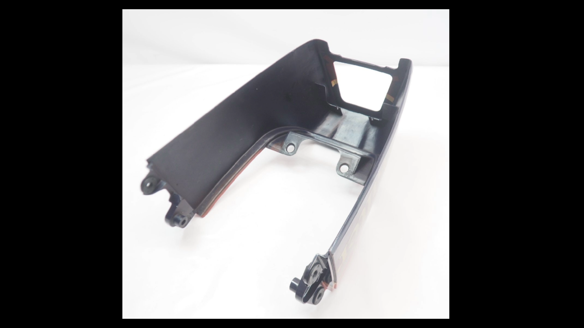 Suzuki RG250 Gamma GJ21B Walter Wolf Genuine Tail Cowl / Seat Cowl – 45510-40A50