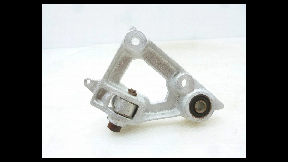 Suzuki RG250F Gamma GJ21B Genuine Left Main Step Pedal – OEM Used