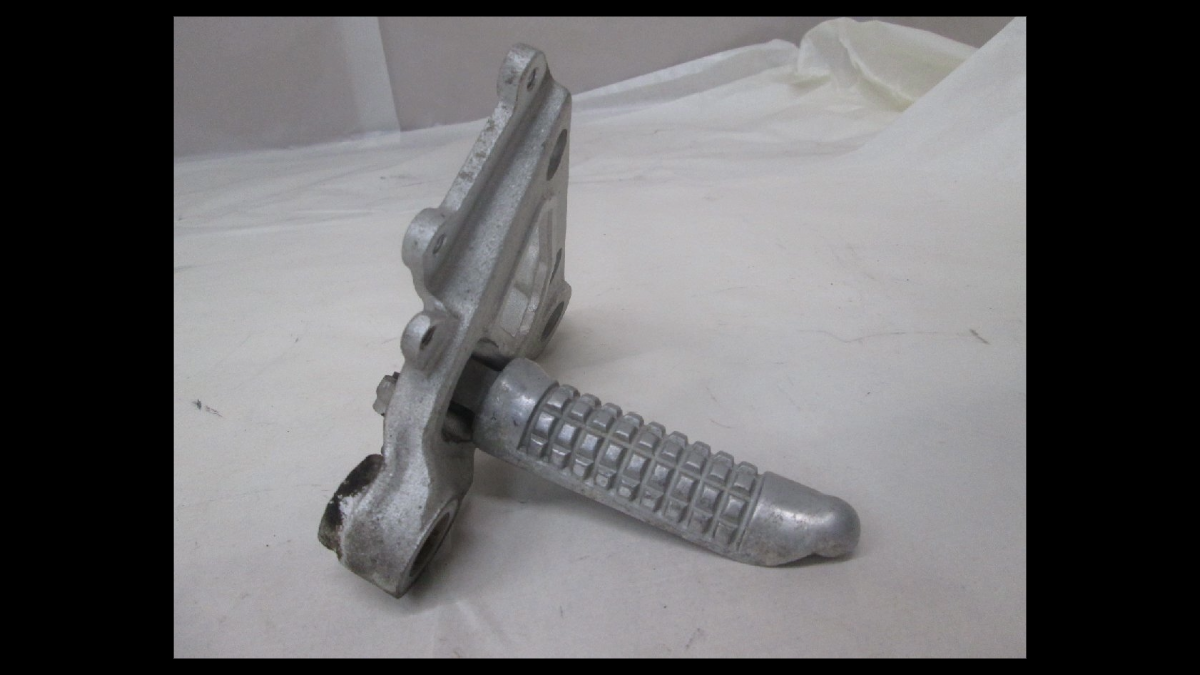 Suzuki RG250 Gamma GJ21B Genuine Right Front Step – OEM Used