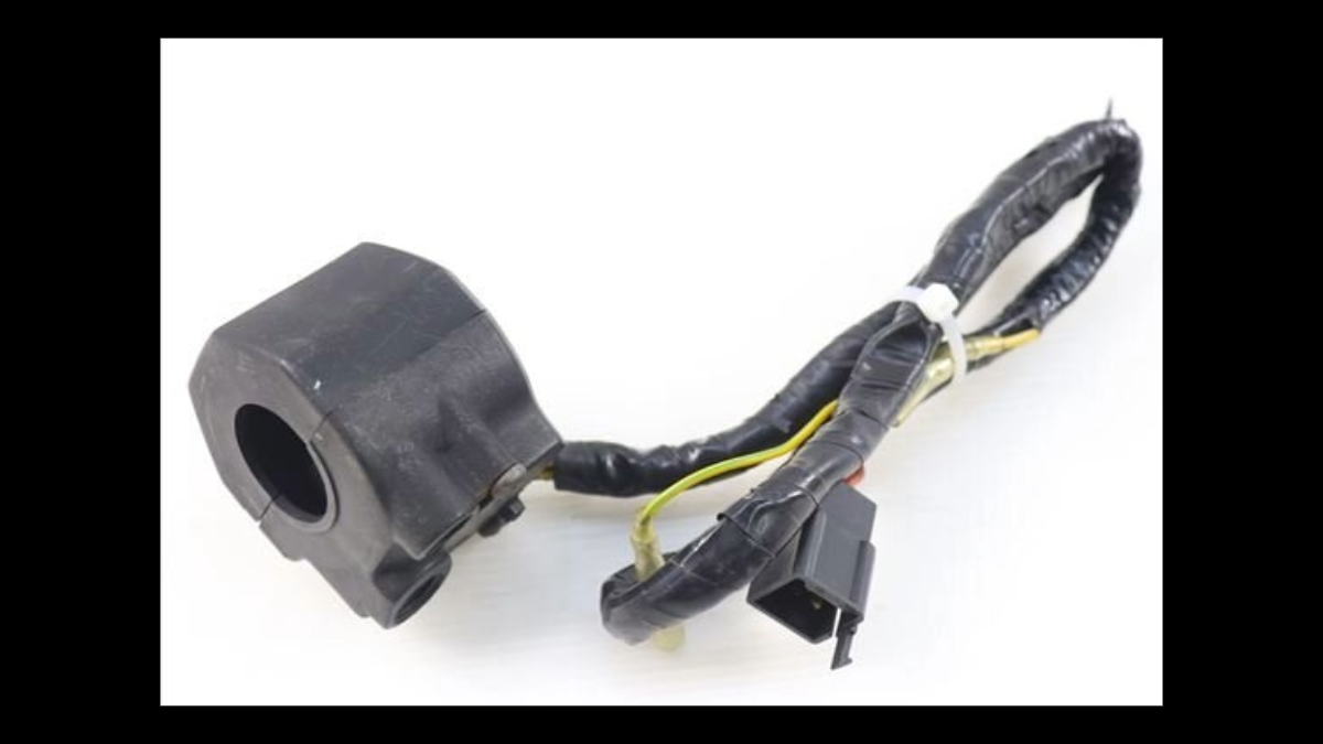 Modern Type Right Handlebar Switch – Previously Fitted to GSX750S Katana S3 (3rd Gen)