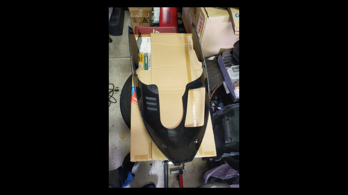 Genuine Center Under Cowl – Honda VTR1000SP-1 / SP-2 | OEM Fairing Piece