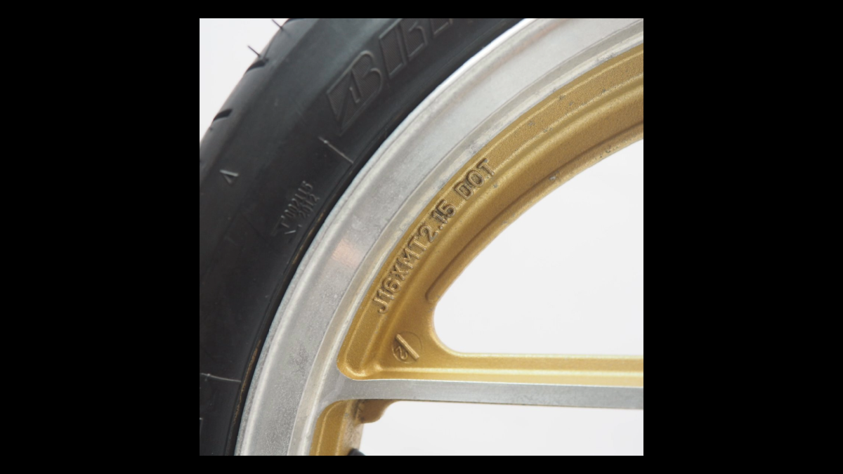 Genuine Front Wheel – Suzuki GSX750S Katana (S3 / GR72A) | 16x2.15