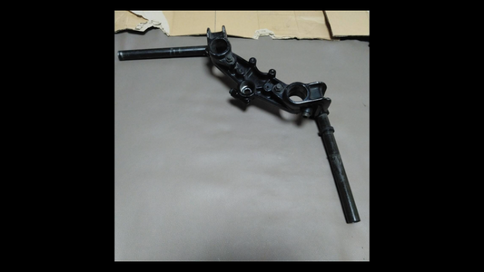 Genuine Top Bridge (Upper Triple Clamp) – Suzuki GSX750S Katana (S3 / GR72A)