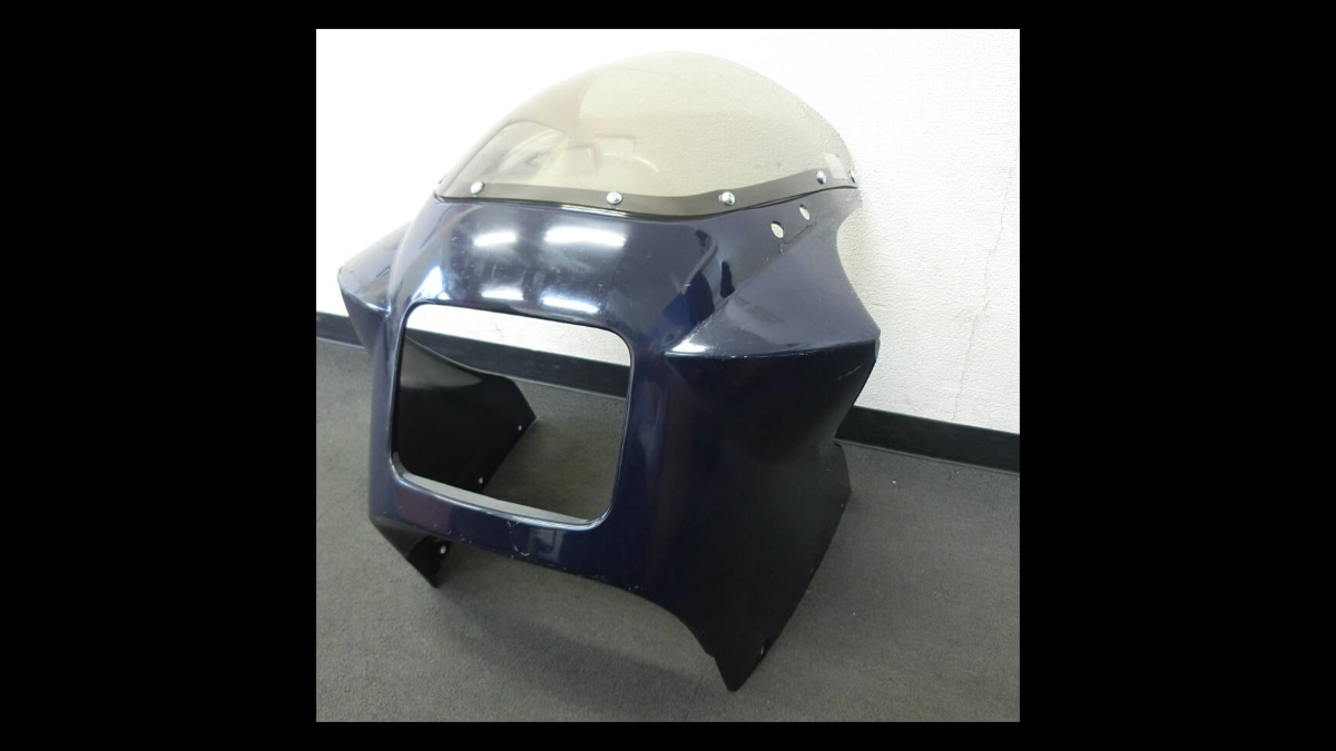 Upper Front Cowl – Suzuki RG250Γ (GJ21B) Walter Wolf Edition | Damaged, Repairable