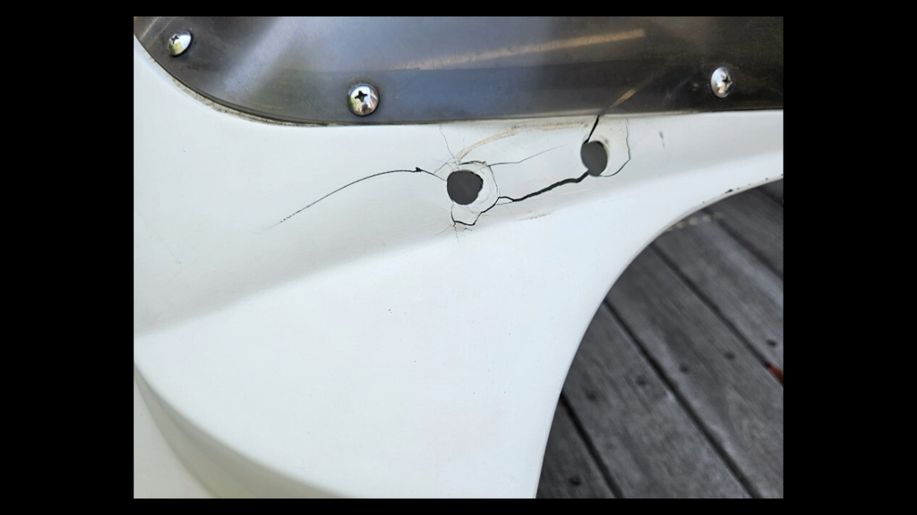 Genuine Front / Upper Cowl with Screen – Suzuki RG250Γ (GJ21B)