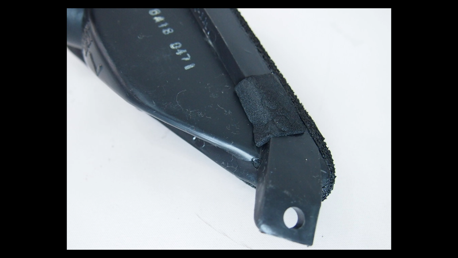 Genuine Front Left Turn Signal – Suzuki GSX750S Katana (3rd Gen / GR72A, 1984–1986)