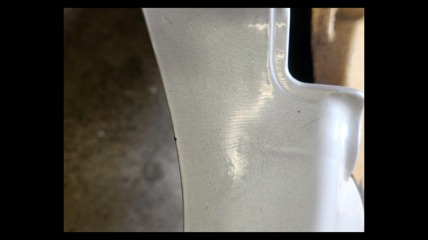 Genuine Front Mudguard – Suzuki GSX750S3 Katana (GR72A) | OEM Fender