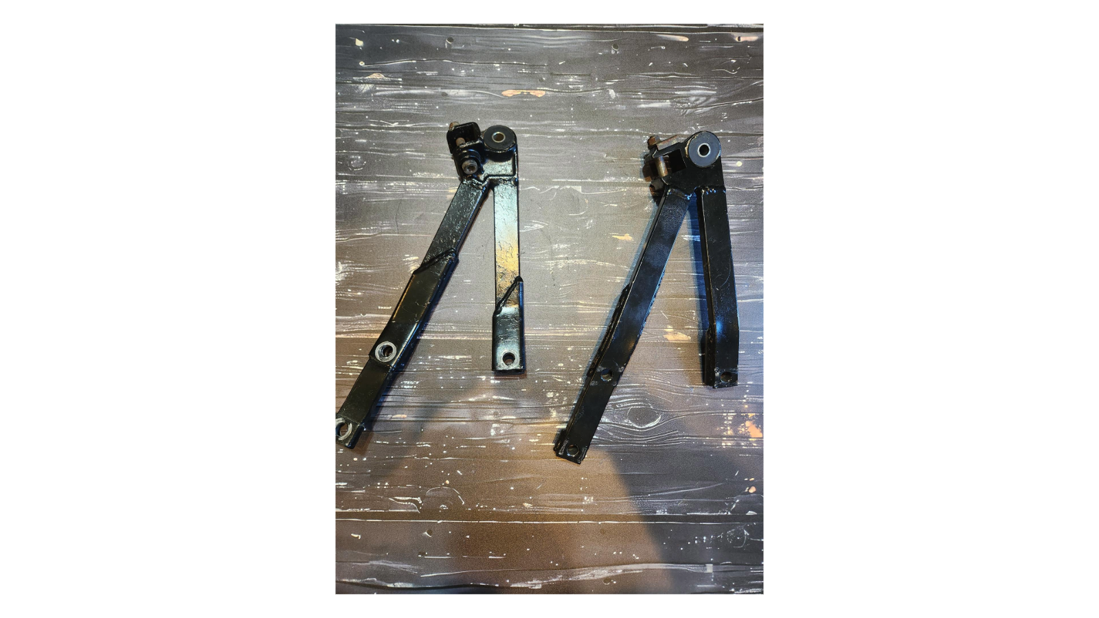 Suzuki RG250 GJ21B Rear Foot Peg Brackets (Pair)